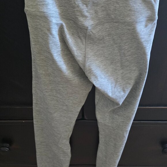 lululemon Align™ High-Rise Pant 23" Heathered Grey Sage Size 6 - Picture 4 of 4